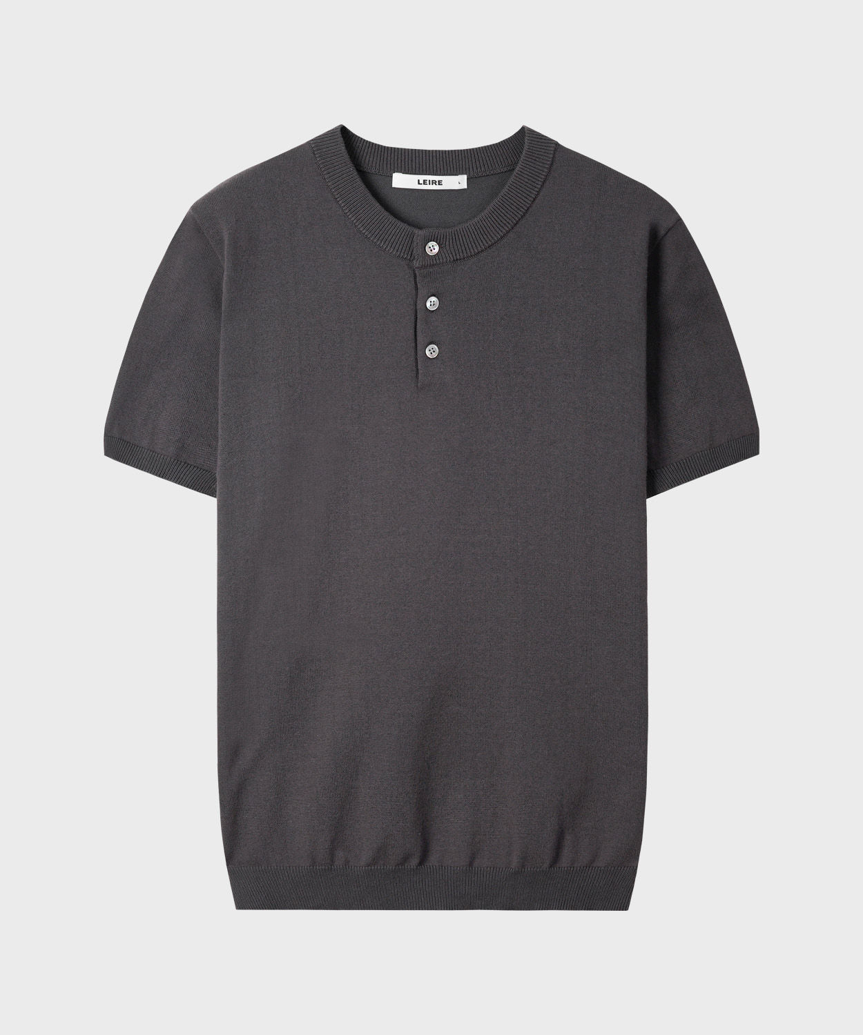 Muscle Fit Henley Neck Short Sleeve Knit [Smoke Charcoal]