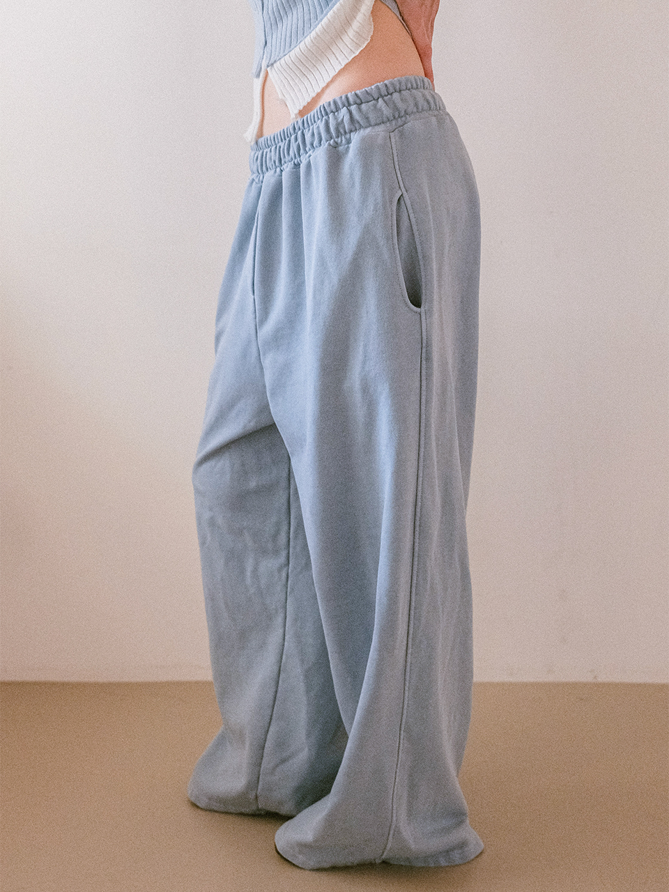 Elastic Waist Wide Fit Sweatpants 2colors