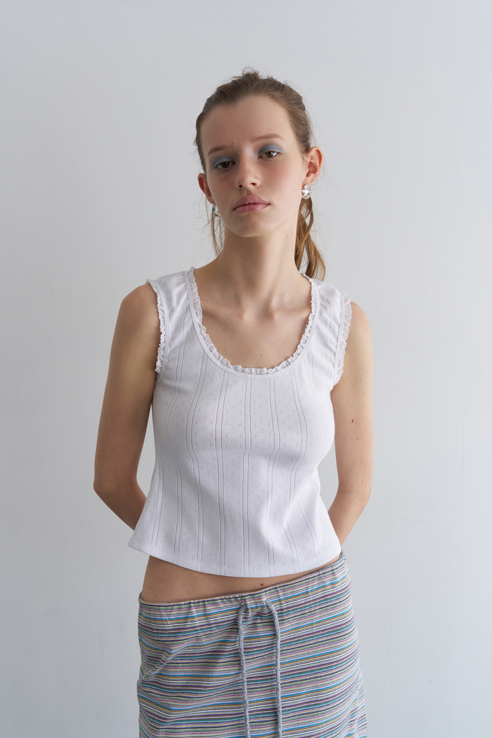 MINI LACE SLEEVELESS - 2 COLORS WHITE