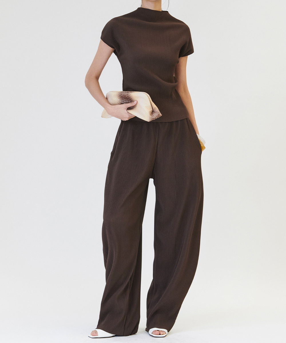 Pleated Round Banding Pants [BROWN]