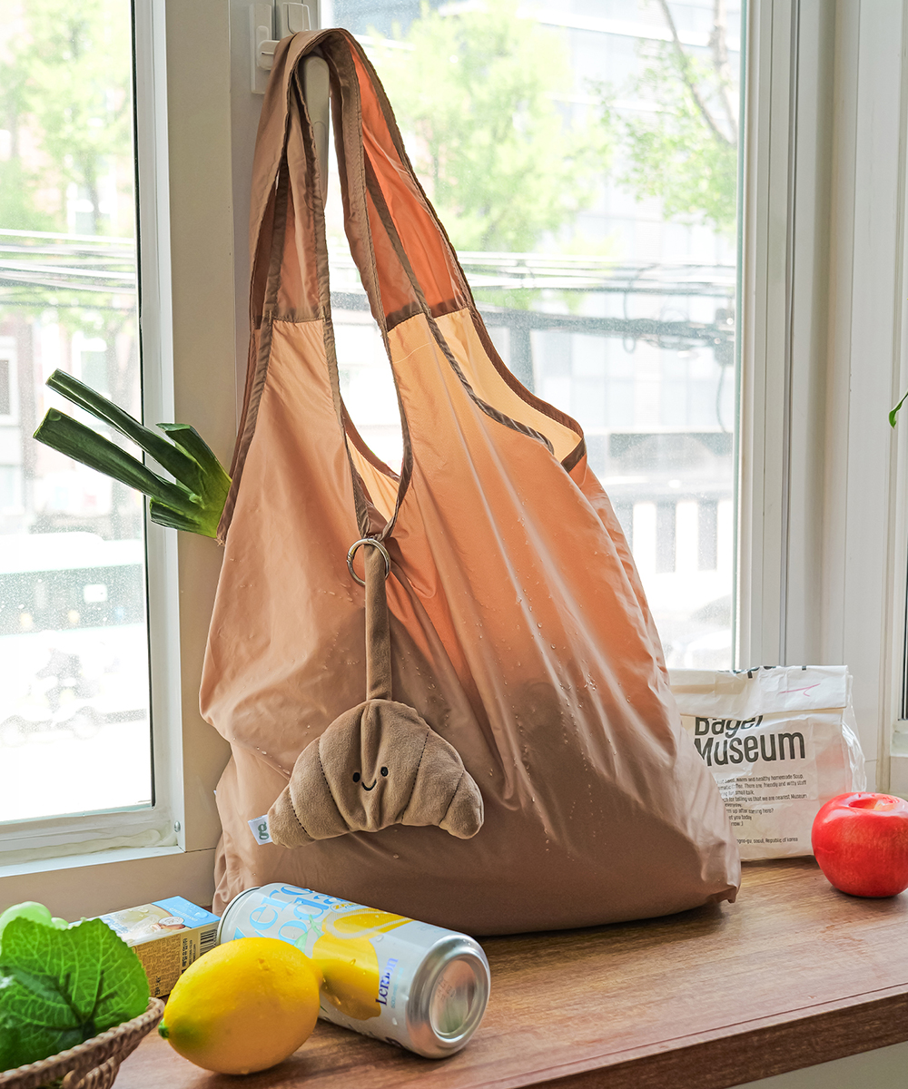 Reusable Plush Bag (Croissant)