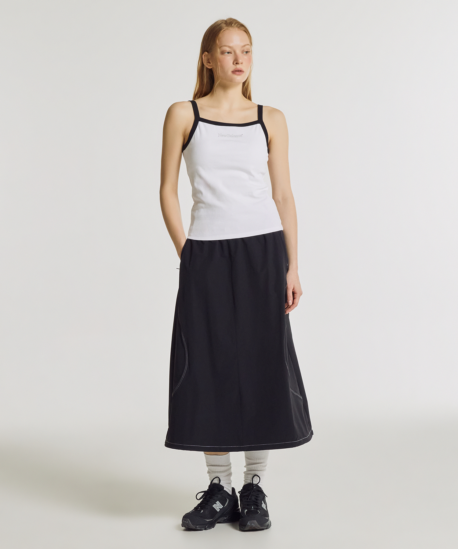 NBNGG3W612 / Женская базовая майка в рубчик (WHITE)
