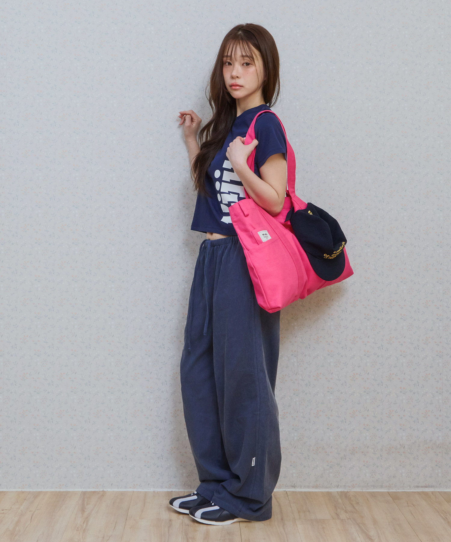 Ke613. move pigment wide pants navy
