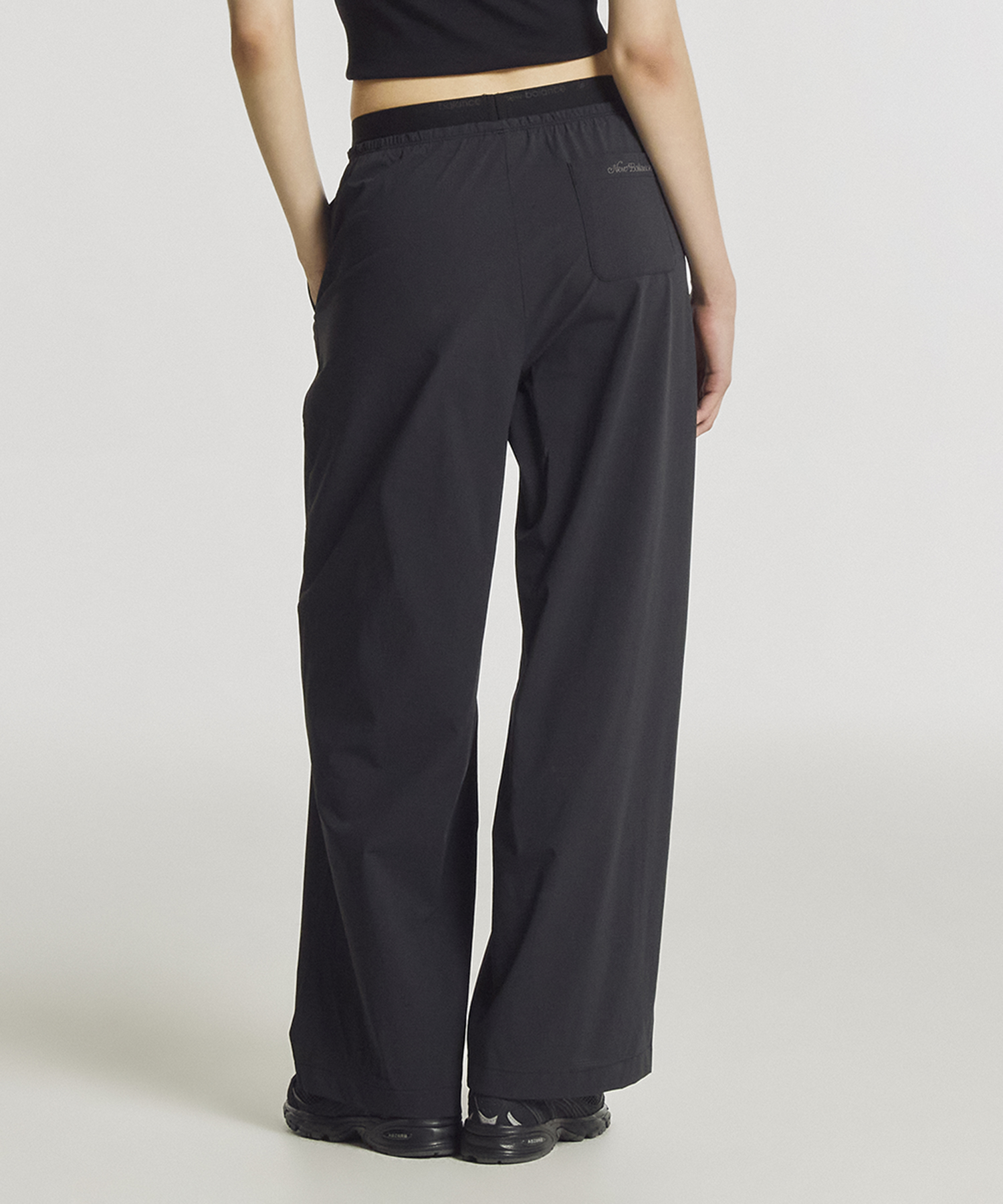 NBNTG3W712 / WOMEN FROZEN Air Stretch широкие брюки оверсайз (BLACK)