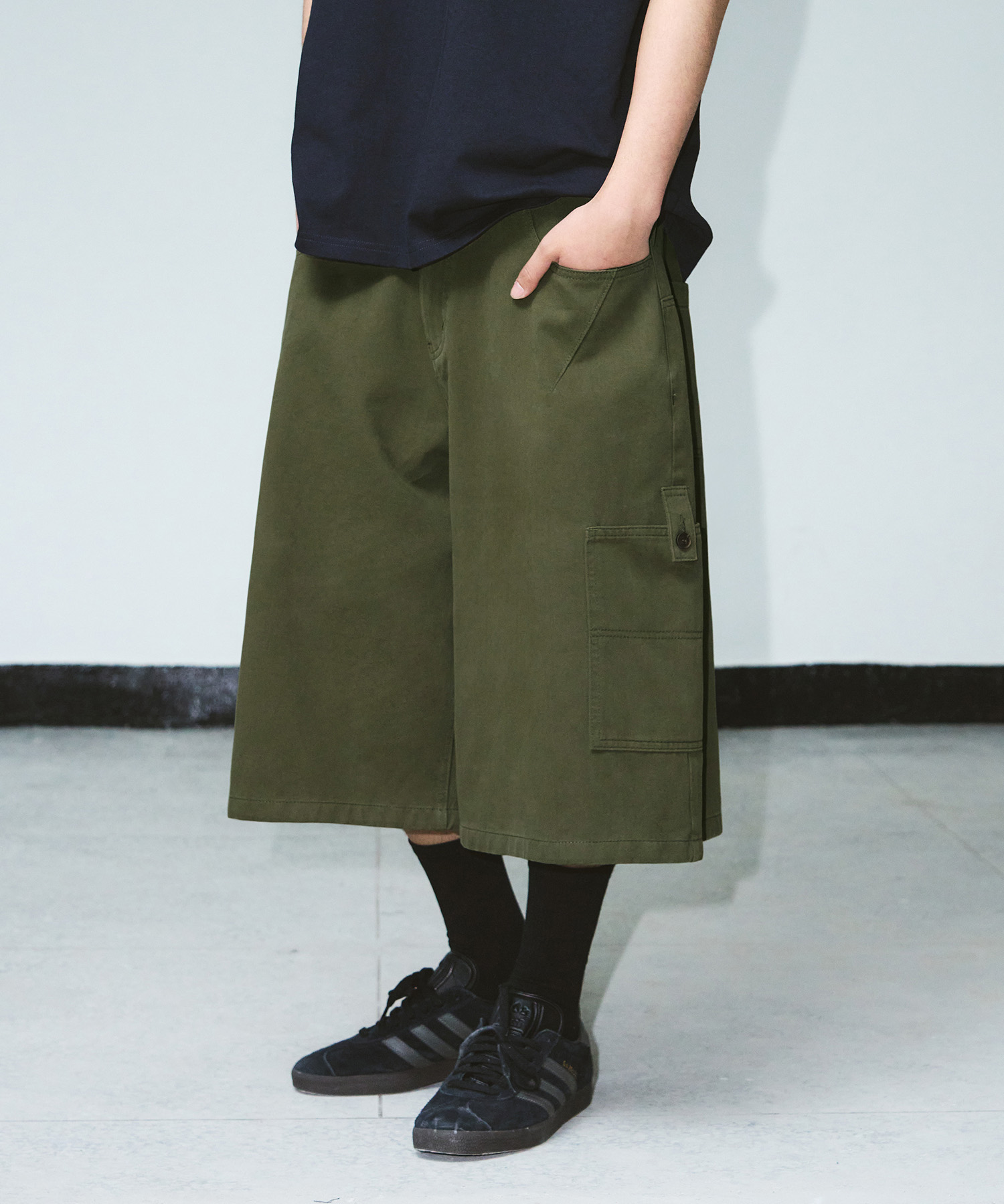 FIELD CARGO BERMUDA COTTON PANTS [KHAKI]
