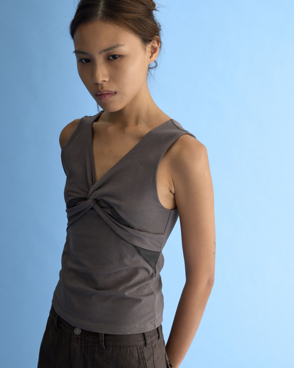 DRAPED TWIST SLEEVELESS - 2 COLORS CHARCOAL