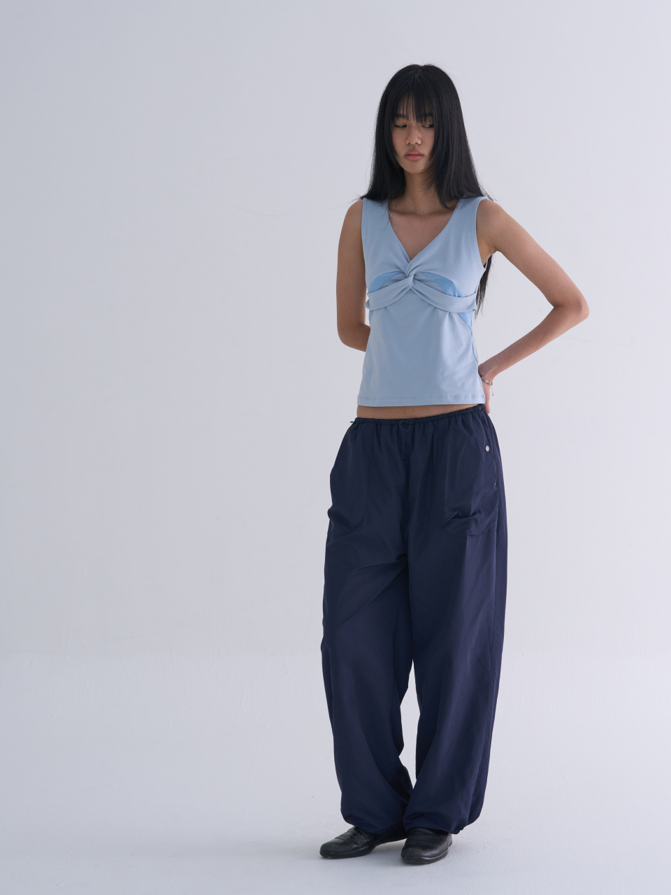 DRAPED TWIST SLEEVELESS - 2 COLORS SKY BLUE