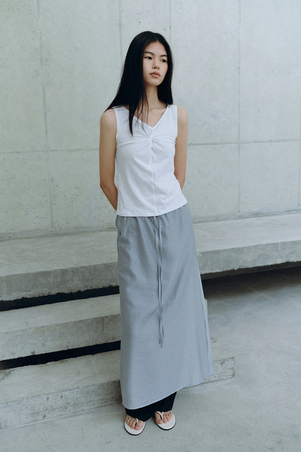 SOFT TWIST SLEEVELESS - 3 COLORS WHITE