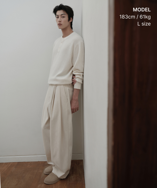 VICTORIA WOOL Minimal Ribbed Henley Neck Knit [Facial Creams] thumbnail 2