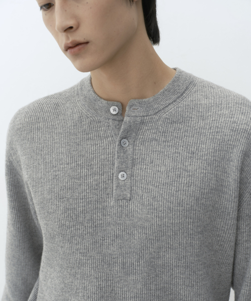 VICTORIA WOOL Minimal Ribbed Henley Neck Knit [Melange Light Gray] thumbnail 4