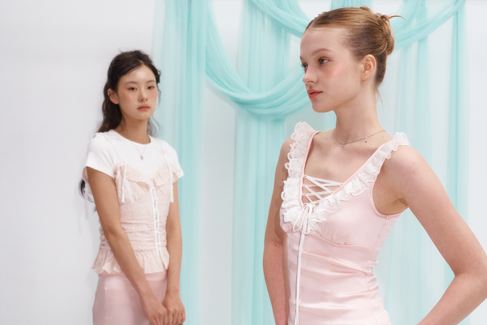 DRYROSE FLOWER TAPE TOP - 2 COLORS PINK