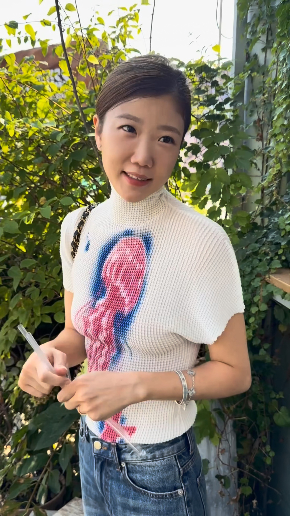 PLEATED GRAPHIC T SHIRT - 3 COLORS WHITE