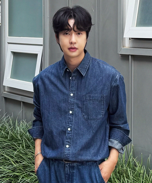 O Jeonggyu X DRAW FIT After Semi Crop Denim Shirts [3color] thumbnail 2