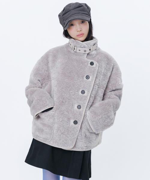 미세키서울 Diagonal reversible shearing jacket BEIGE GREY