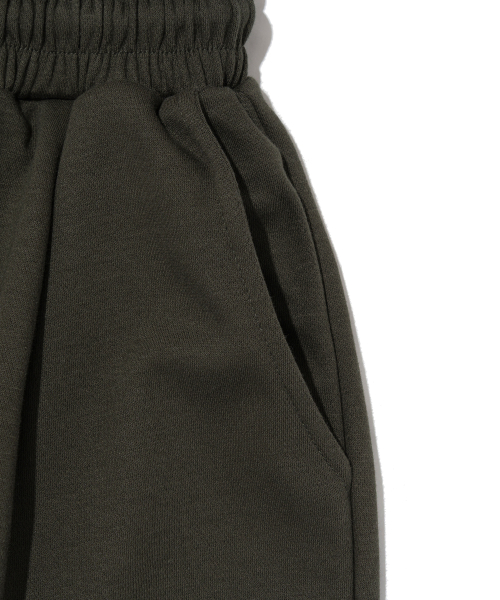 Soft Solid Pin-Tuck Cotton Shorts (Khaki) thumbnail 4