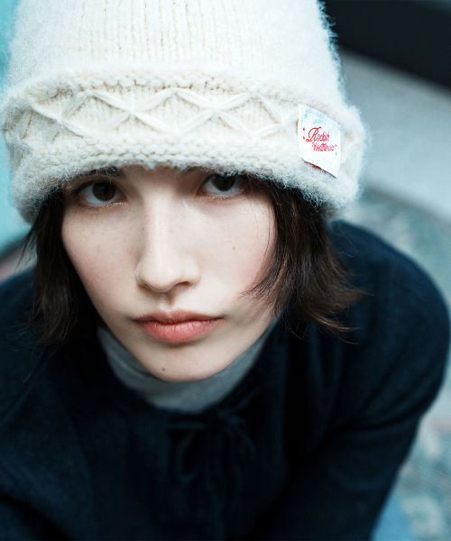 HAND STITCH BEANIE - 4 colors
