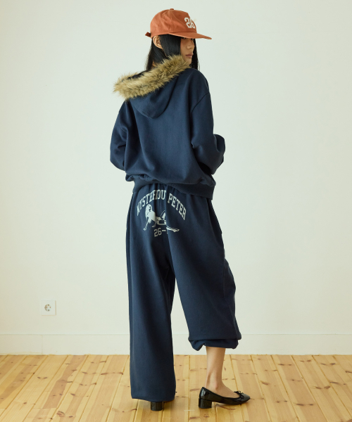미스테리어스호텔 TMP WIDE SWEAT PT [NAVY]
