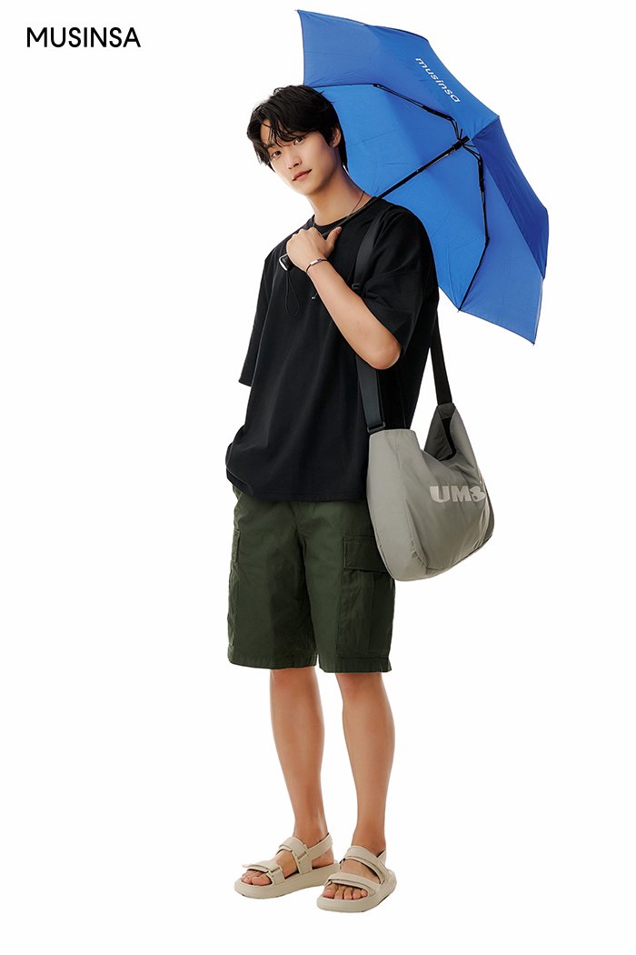 우산은 필수!