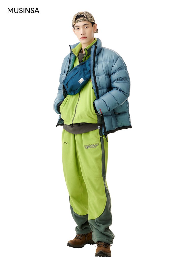 스포츠 캐주얼 image