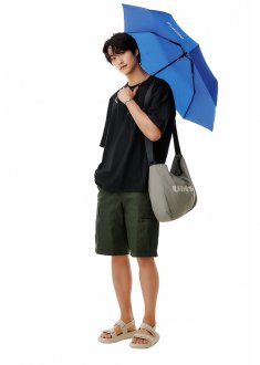 우산은 필수!