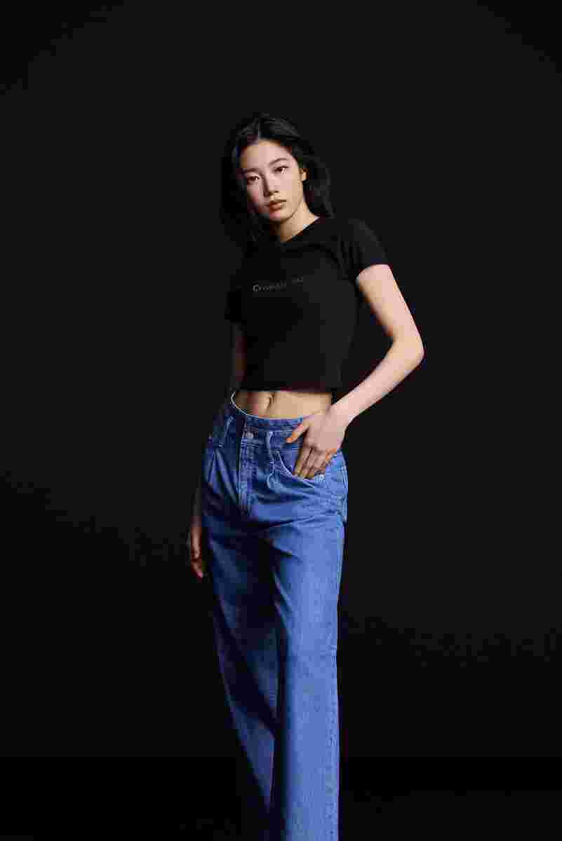 23 봄/여름 캘빈클라인 진 카즈하 룩북 | 무신사