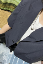 [미쏘] 오버핏 크롭 반팔 자켓 네이비 색상