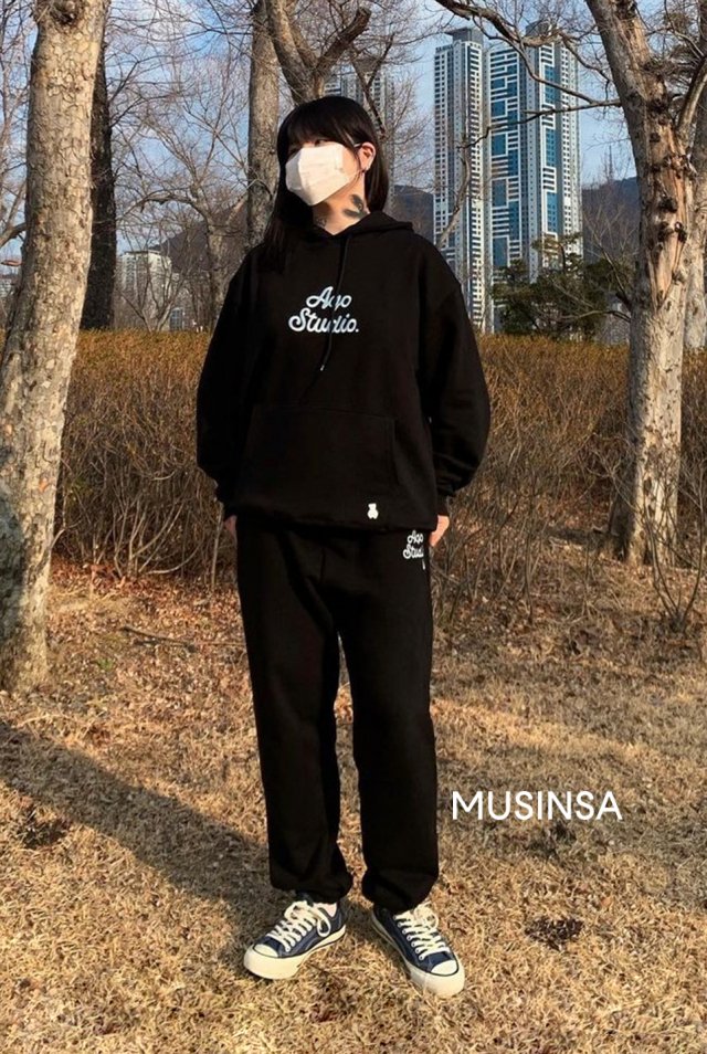 예진,브랜드모델 - 아코스튜디오스페이스 | 무신사 브랜드 스냅