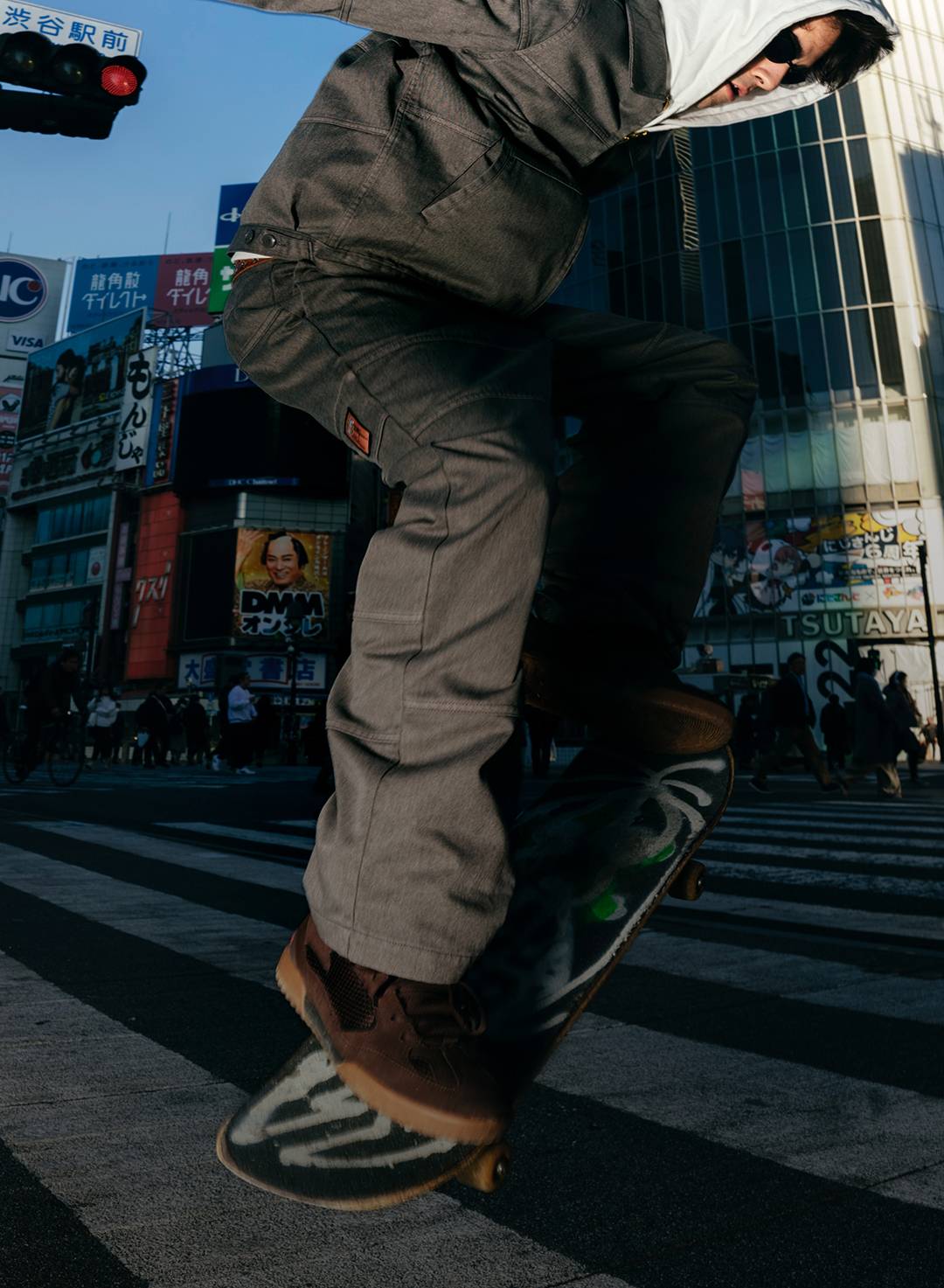 불규칙적이고 불완전한 조합으로 갖춰진 완전함