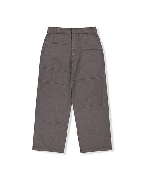 불규칙적이고 불완전한 조합으로 갖춰진 완전함