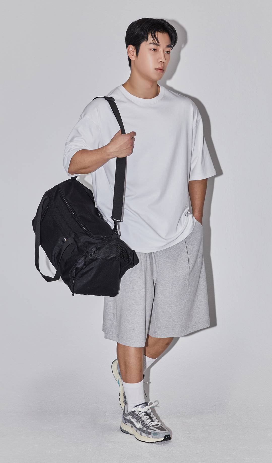 무탠다드 스포츠, 여름 폼 미쳤다!