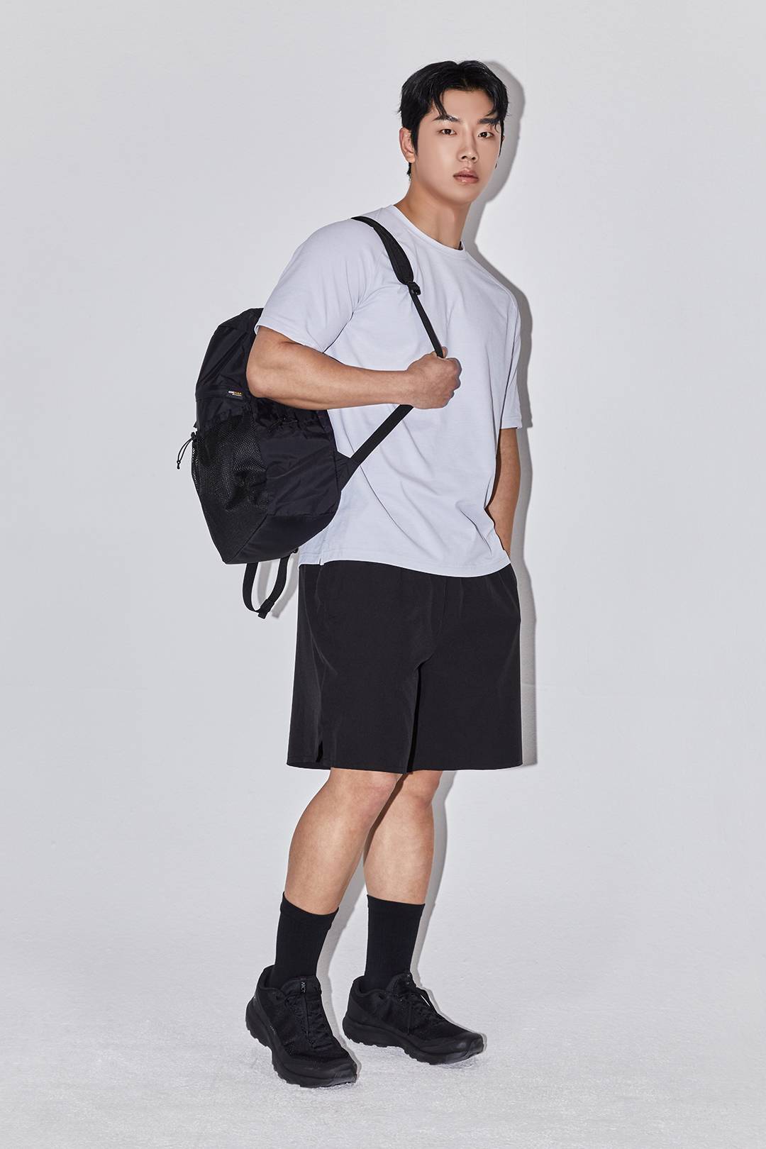 무탠다드 스포츠, 여름 폼 미쳤다!