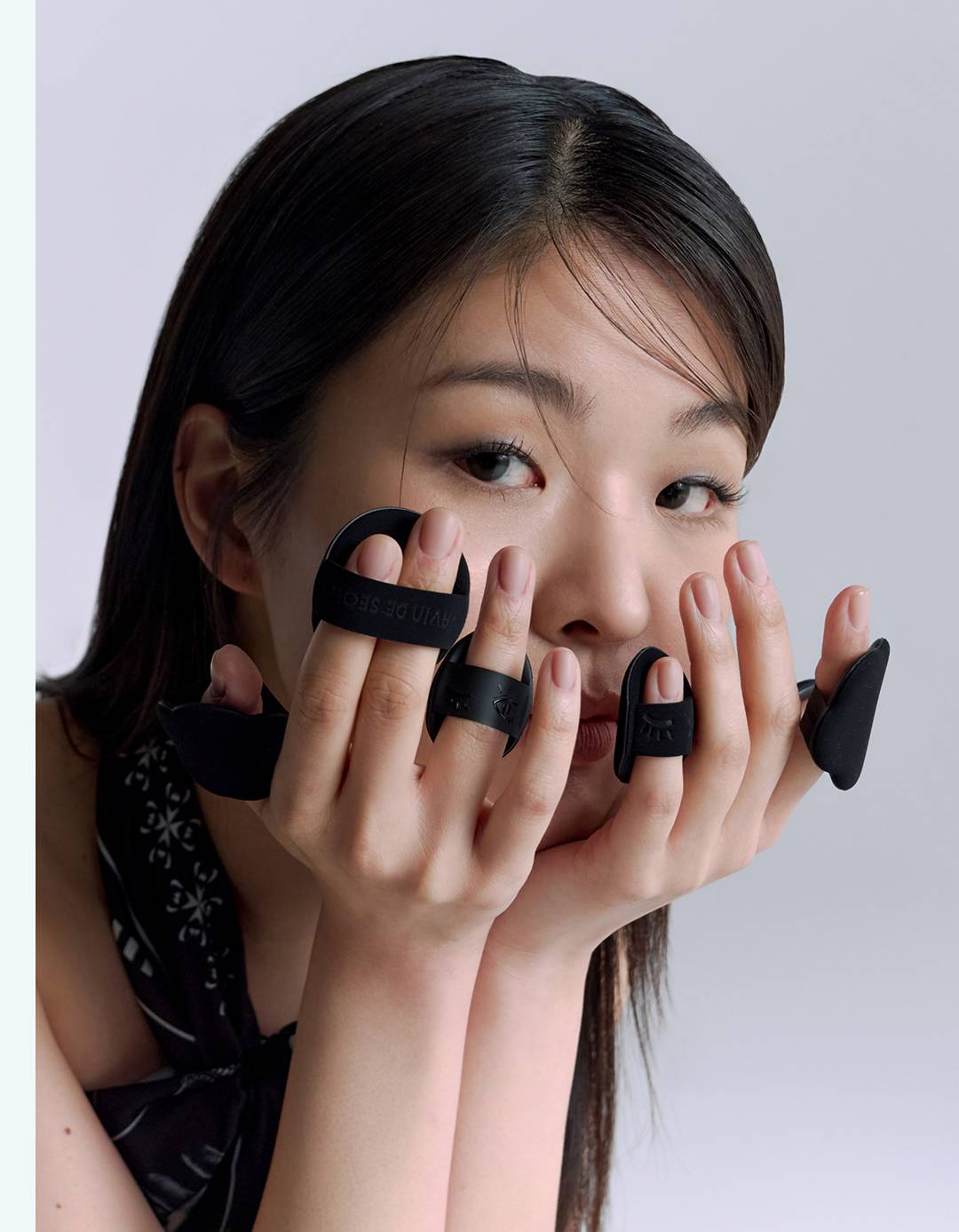 주머니에 쏙 들어가는 쿠션 팩트 주머니에 쏙 들어가는 쿠션 팩트