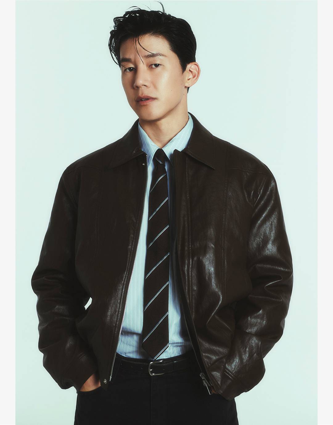 배우 김무열이 알려주는 미니멀 스타일링 배우 김무열이 알려주는 미니멀 스타일링
