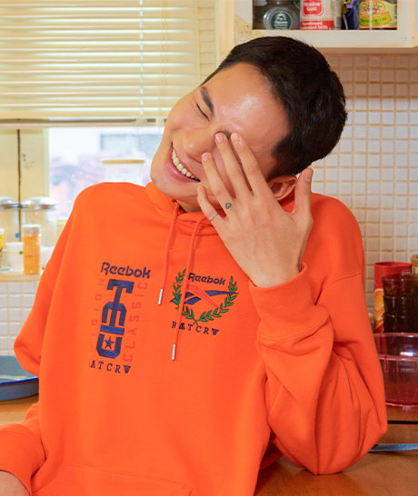 さらに100円引き◆ROMANTIC CROWN x REEBOK◆CL X RC HD SWT REEBOK X ROMANTIC CROWN COLLECTION
