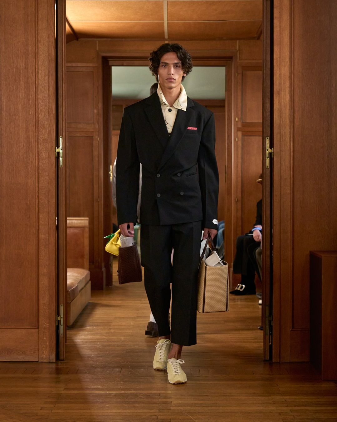 BF_JACQUEMUS_LACROISIERE_FRONT_LOOK_19_4_5.jpeg