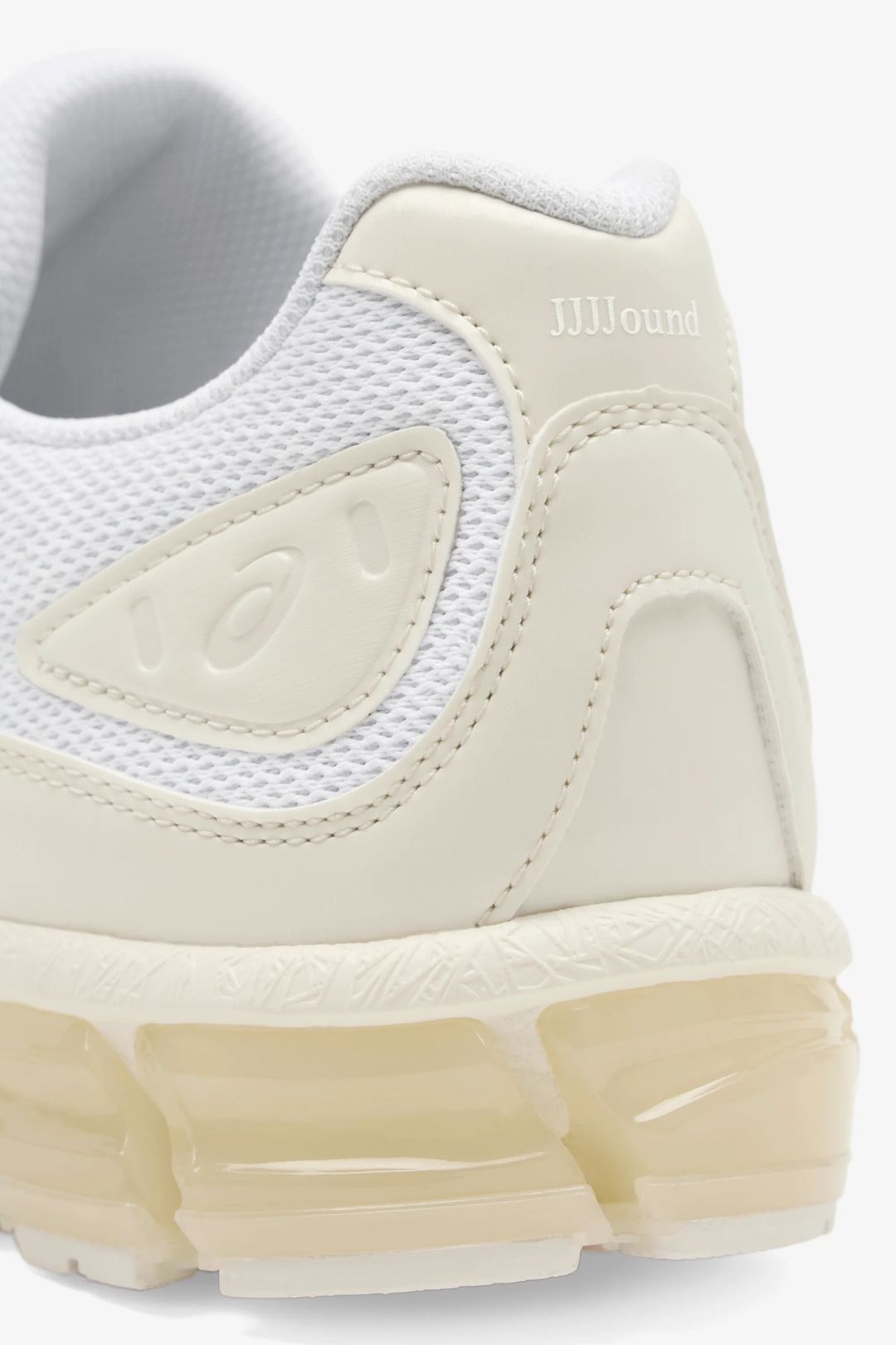 JJJJ_ASICS_QUANTUM_DETAIL_05_UPDATE.jpg