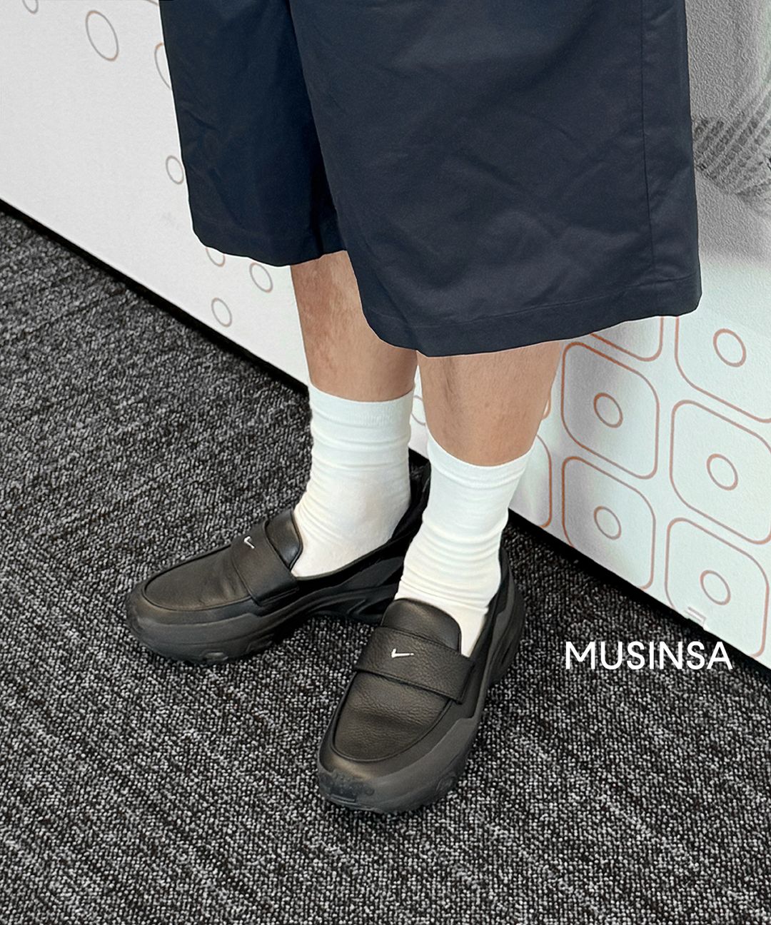타사출근룩 나이키_김재우_워터마크_3.jpg