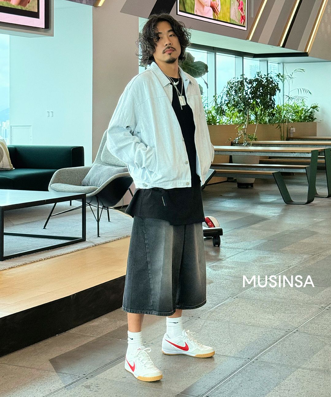타사출근룩 나이키_정재식_워터마크_1.jpg