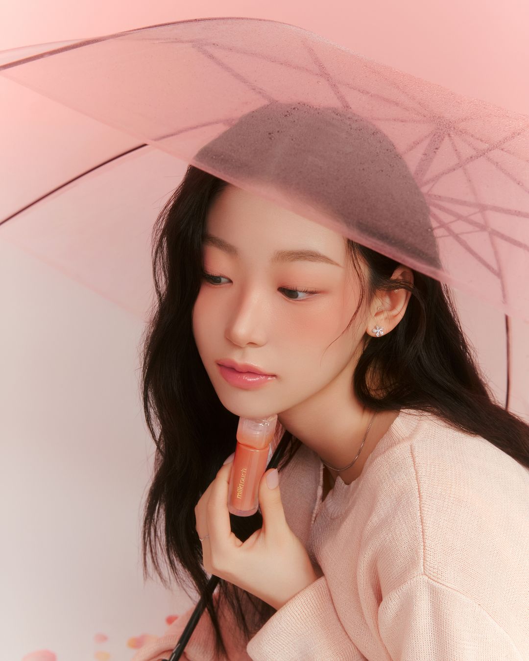 포엣 코어 - 밀크 터치봄비글로스 5호.jpg