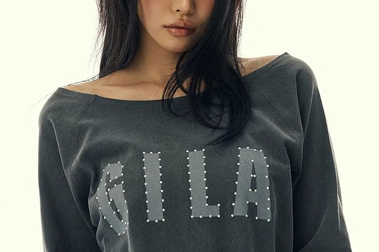 Villain Hero Raglan Knit