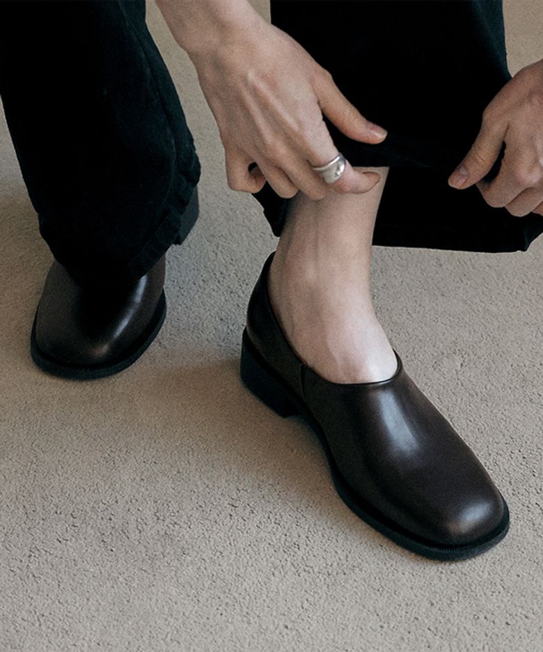 SOIL Square Slingbacks (Black / 250)
