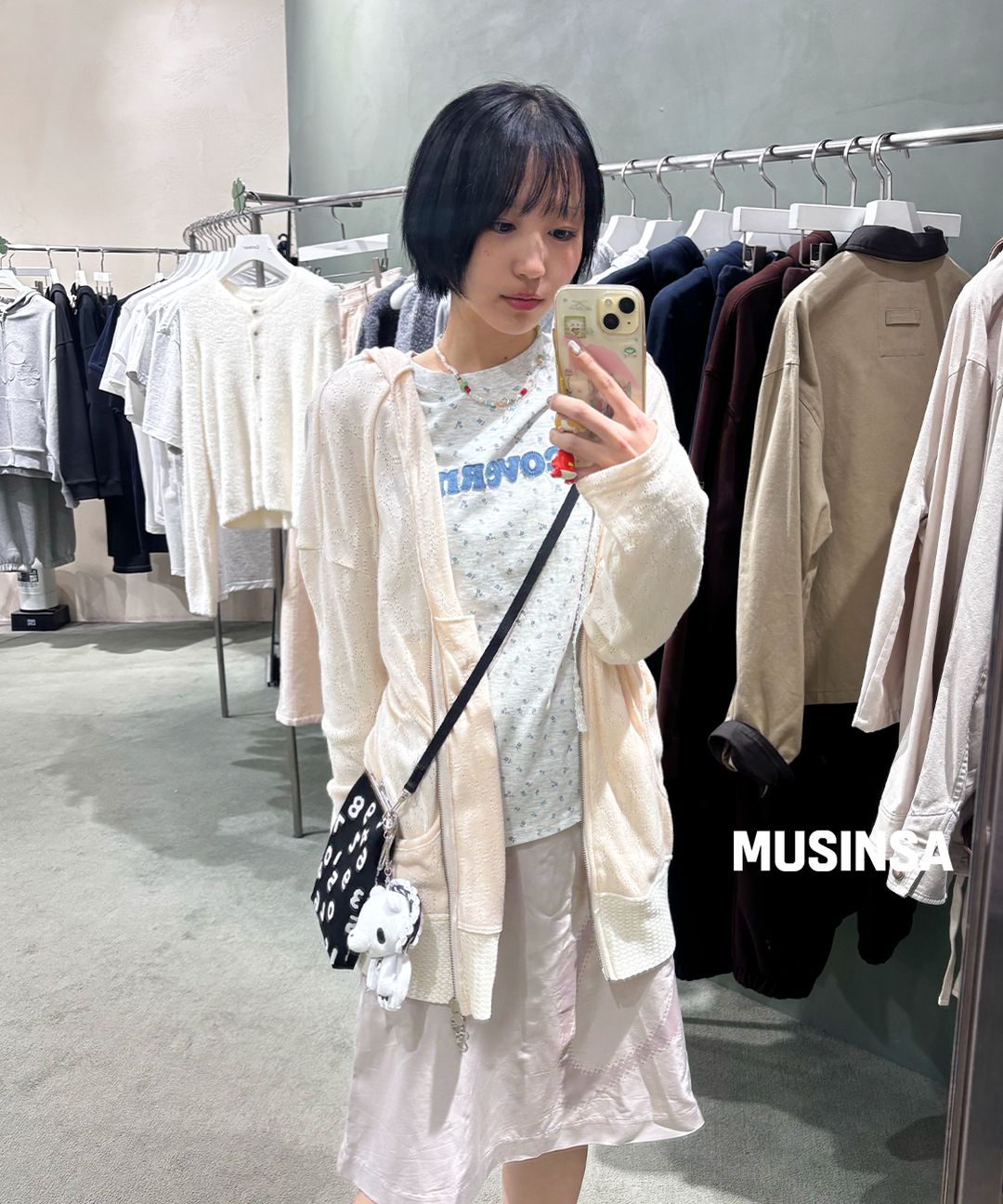 타사출근룩 커버낫_김채린_워터마크_4.jpg