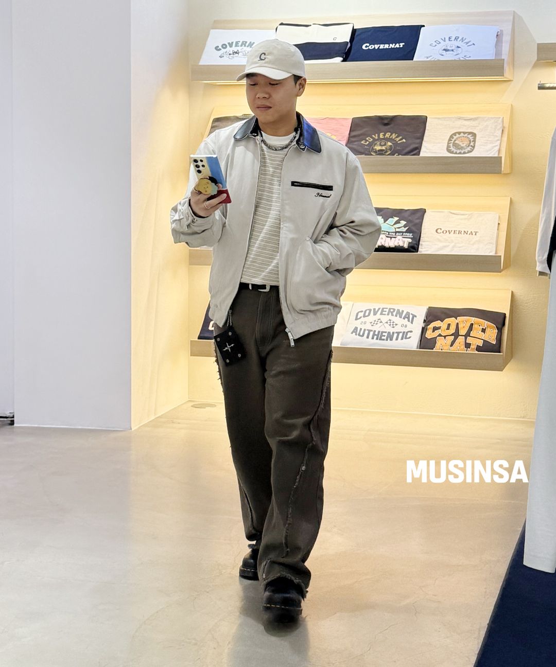 타사출근룩 커버낫_유창승_워터마크_5.jpg