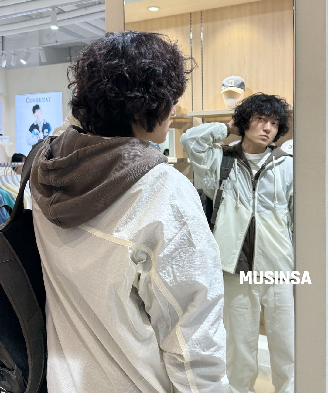 타사출근룩 커버낫_김용휘_워터마크_2.jpg