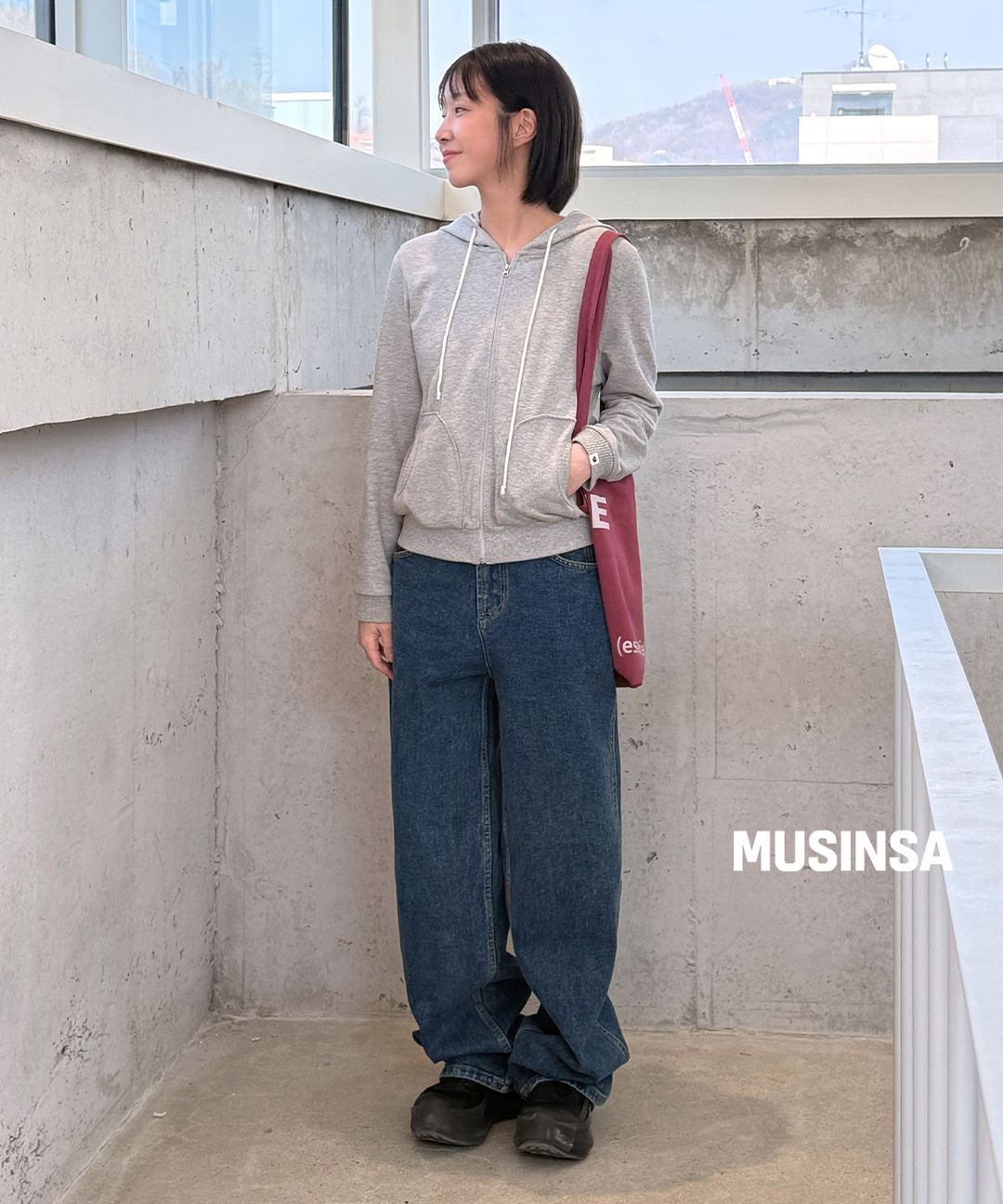 타사출근룩 오헤시오_민영서_워터마크_1.jpg