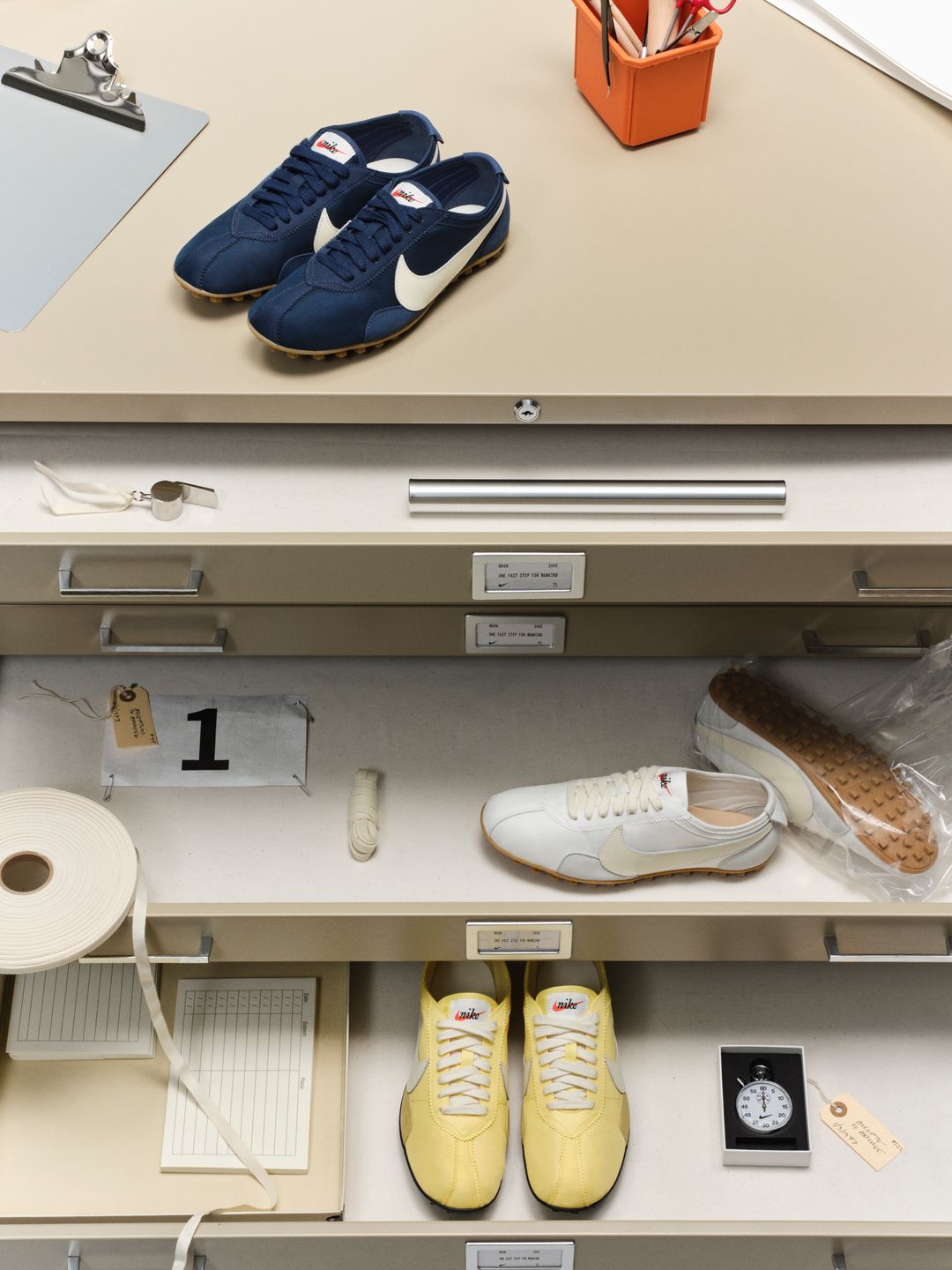 Nike_12_SU26_MoonShoe_Group2_030_v3_RGB300.jpeg