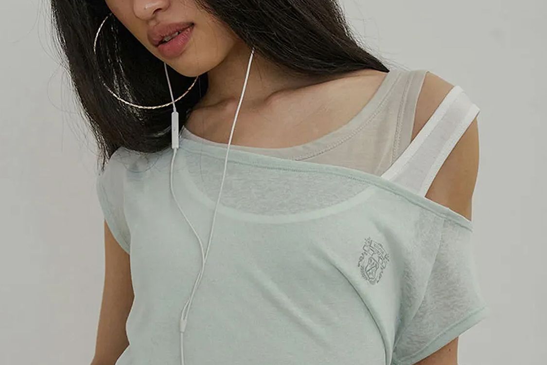 스컬프터(SCULPTOR) Velvet Qipao Blouse Beige - 사이즈 & 후기 | 무신사