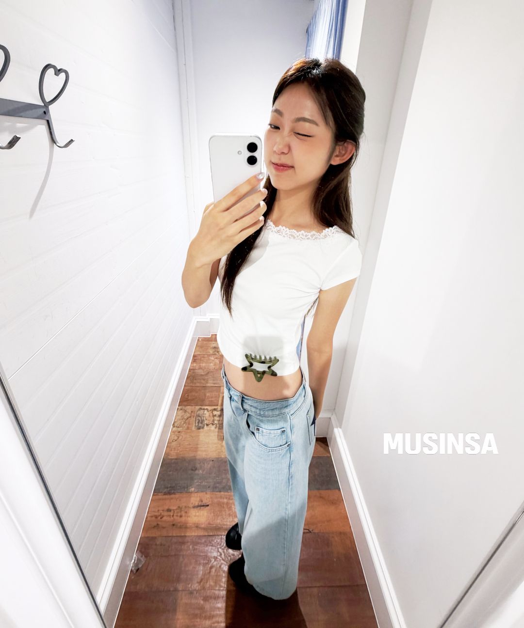 수요출근룩_박세연_워터마크_1.jpg