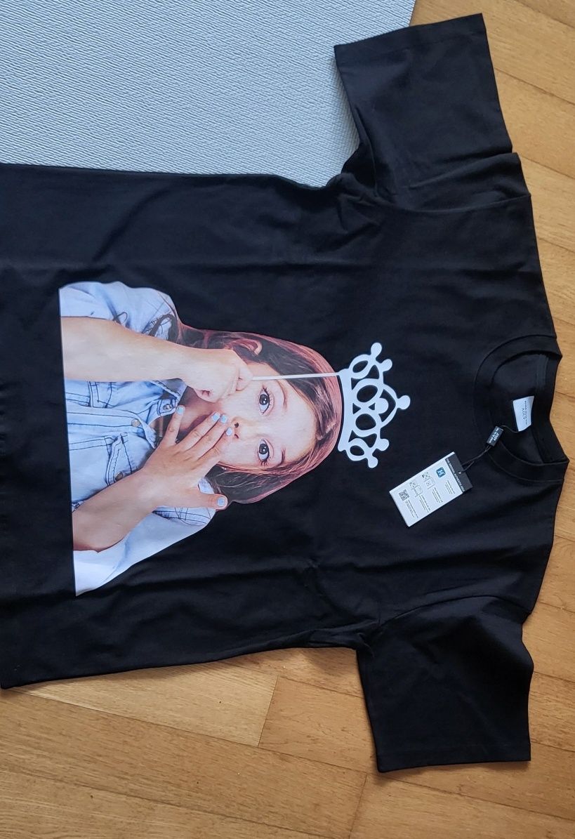 MUSINSA | acmé de la vie ADLV BABY FACE SHORT SLEEVE T-SHIRT