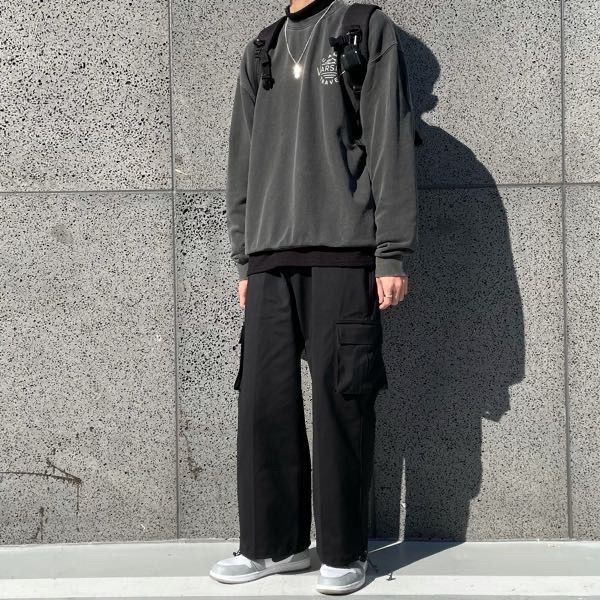 MUSINSA | TRAVEL CAMP VARSITY PIGMENT SWEATSHIRT BLACK CHARCOAL